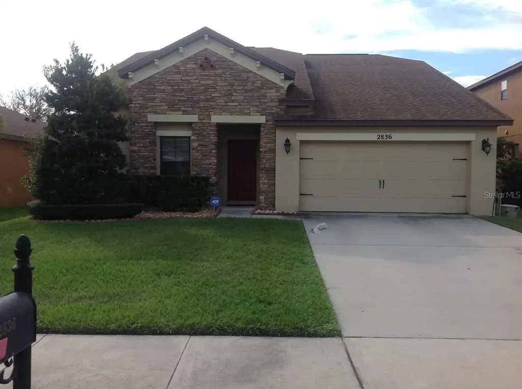 2836 Whistlewood Drive Orlando FL 32810