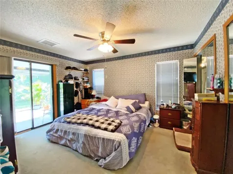 6761 70th Avenue N Pinellas Park FL 33781