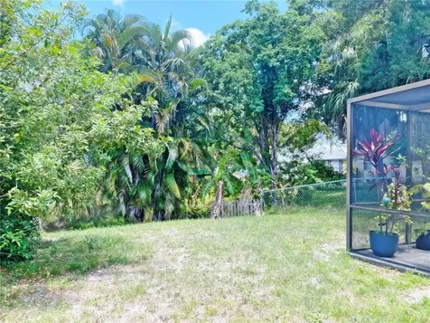 6761 70th Avenue N Pinellas Park FL 33781