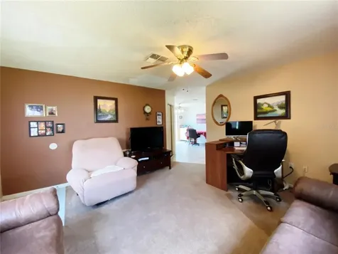 6761 70th Avenue N Pinellas Park FL 33781