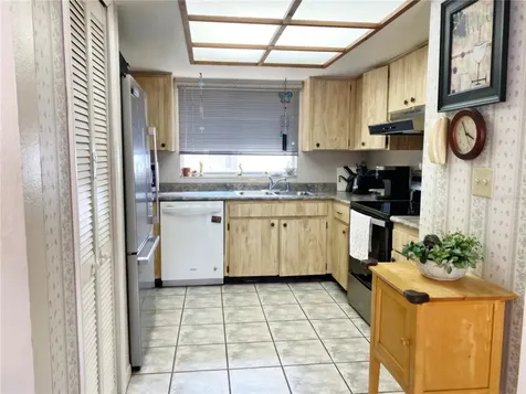 6761 70th Avenue N Pinellas Park FL 33781