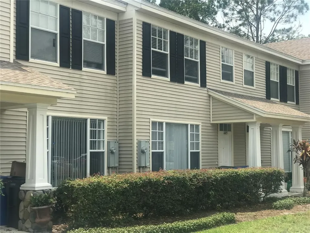 10925 Black Swan Court Seffner FL 33584