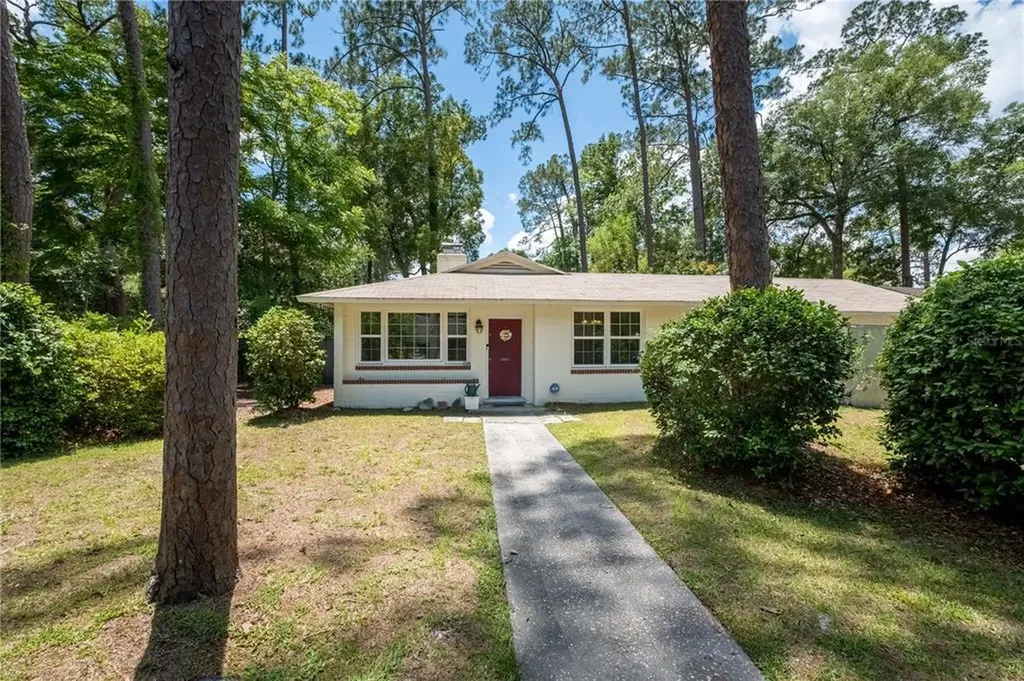 645 NE 10th Place Gainesville FL 32601
