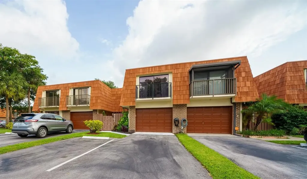 8461 S Coral Circle North Lauderdale FL 33068