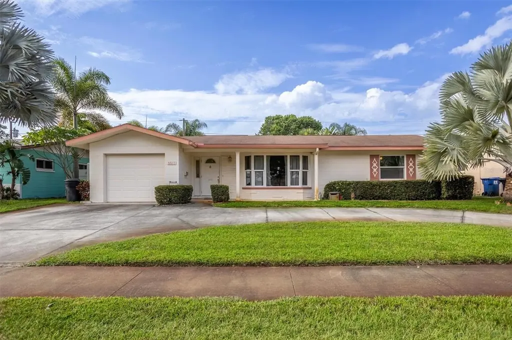 5917 26th Avenue N St Petersburg FL 33710