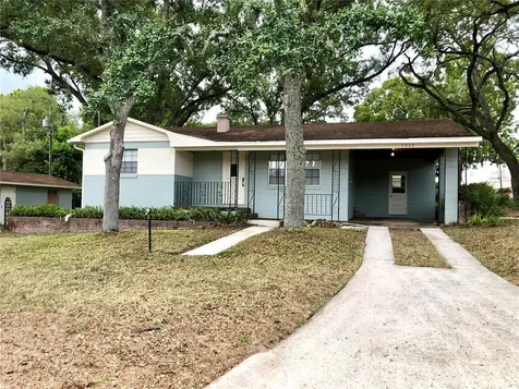 1311 Lakeview Drive Clermont FL 34711