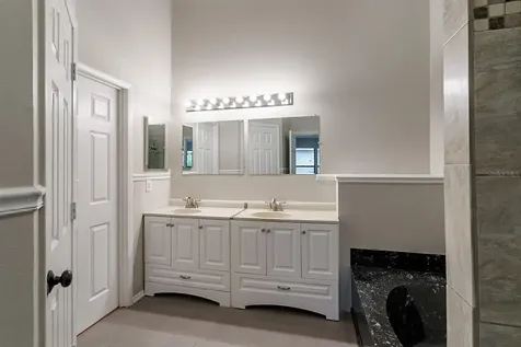 1432 Woodfield Oaks Drive Apopka FL 32703