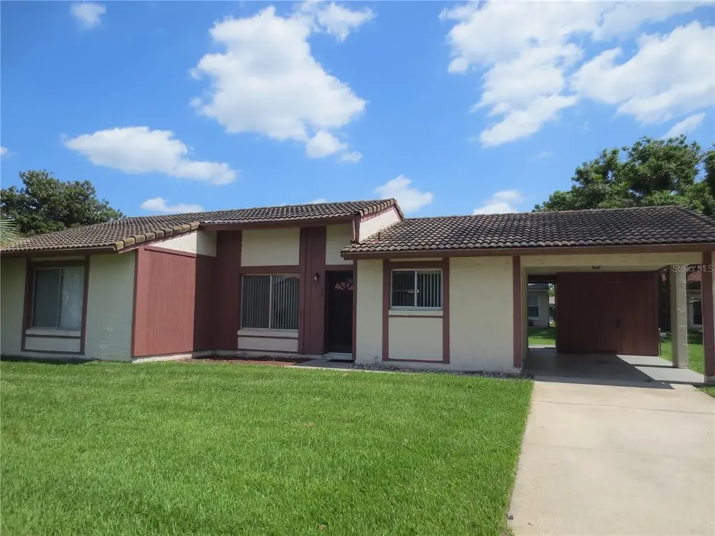 5526 Memorial Drive Orlando FL 32821