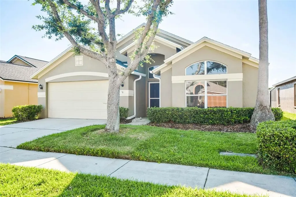 29413 Crossland Drive Wesley Chapel FL 33543