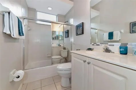 1605 86th Court NW Bradenton FL 34209