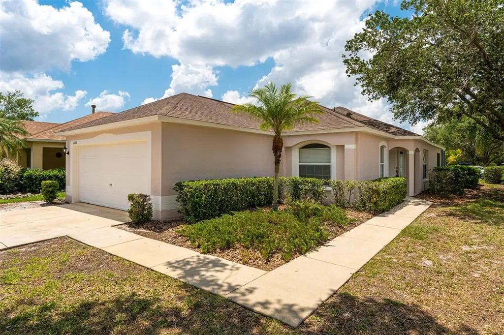 12102 Winding Woods Way Lakewood Ranch FL 34202
