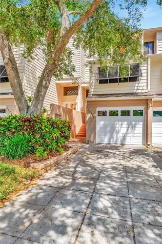 13908 Lake Point Drive Clearwater FL 33762