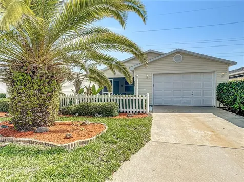 1617 Navidad Street The Villages FL 32162