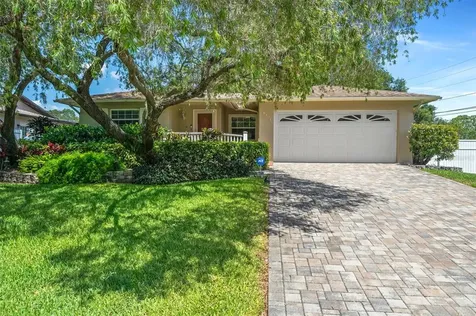 8301 Orient Way NE St Petersburg FL 33702