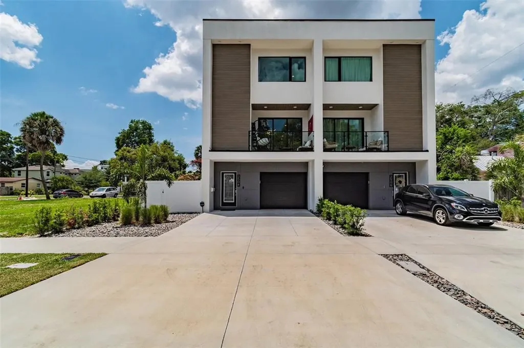 2504 N Highland Avenue Tampa FL 33602
