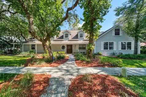 2223 Shadehill Court Tampa FL 33612