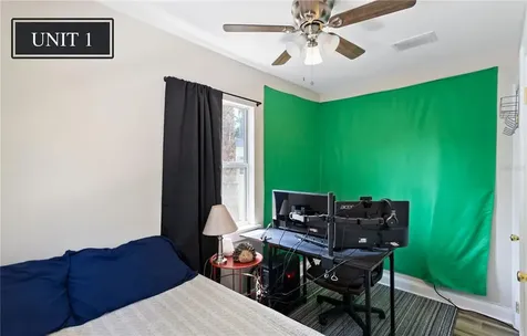 828 22nd Avenue N St Petersburg FL 33704