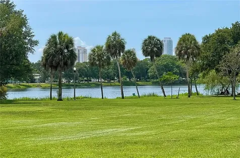 828 22nd Avenue N St Petersburg FL 33704