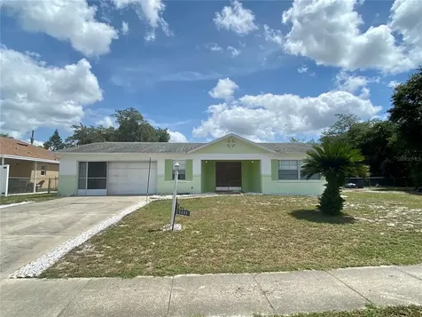 1441 Farmington Avenue Deltona FL 32725