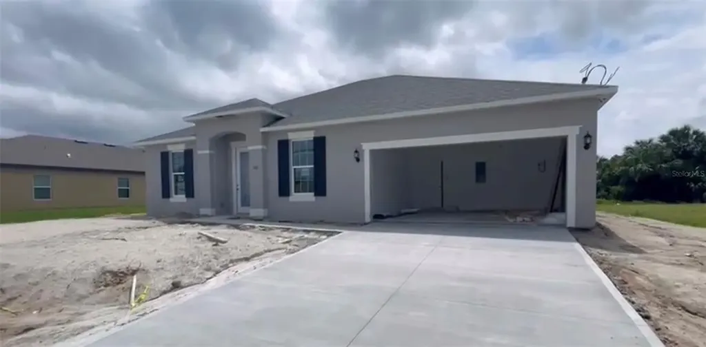 580 Fitzsimmons Street SW Palm Bay FL 32908