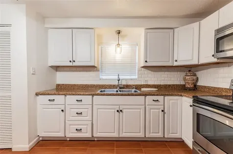 2600 18th Avenue S St Petersburg FL 33712