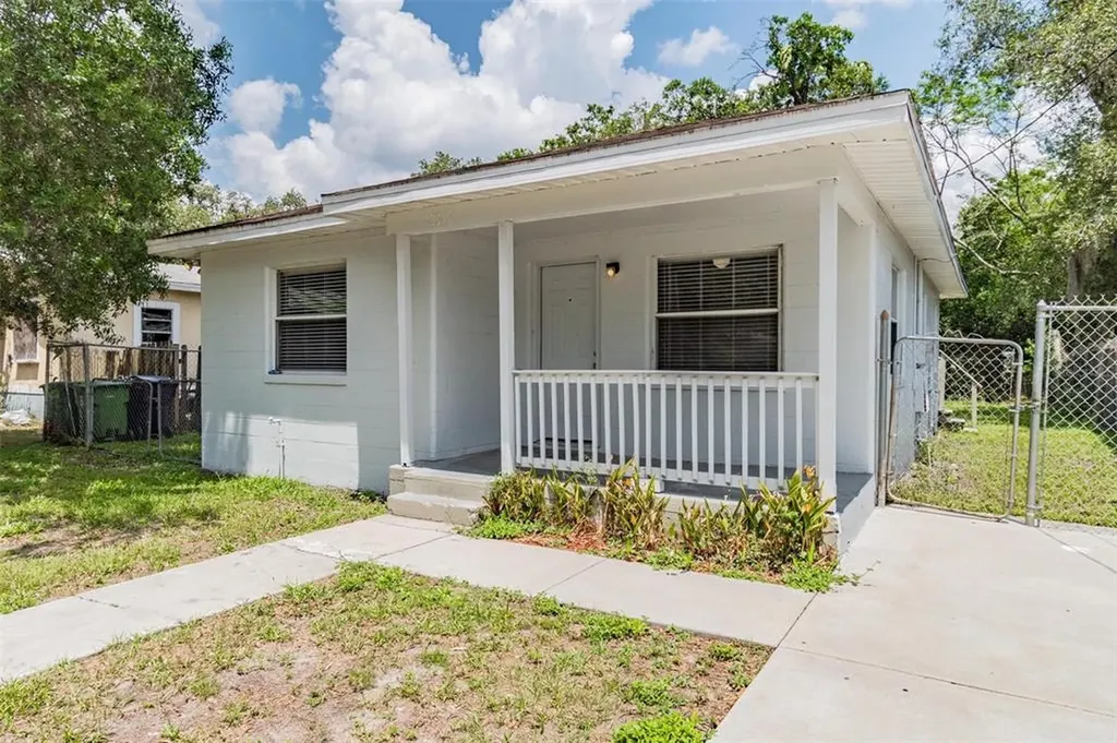 2616 E Chelsea Street Tampa FL 33610