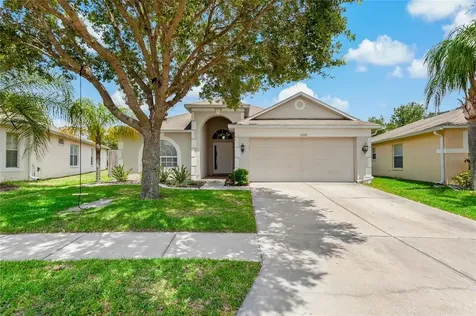 31221 Whinsenton Drive Wesley Chapel FL 33543