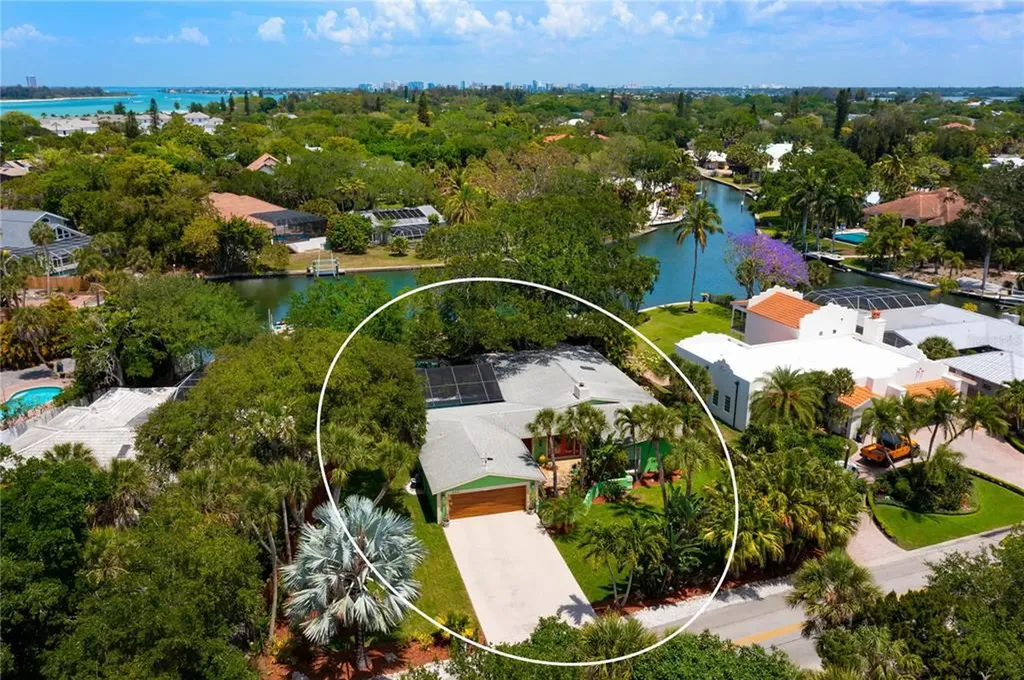 323 Treasure Boat Way Sarasota FL 34242