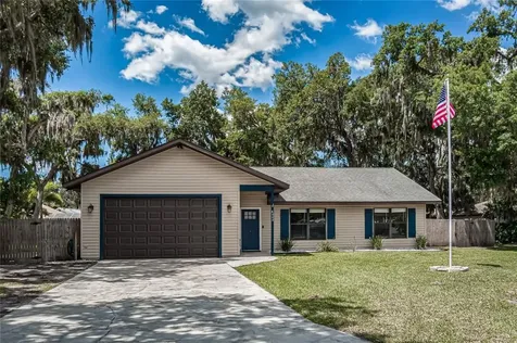 8009 56th Court E Palmetto FL 34221