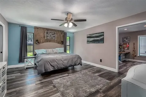 8009 56th Court E Palmetto FL 34221