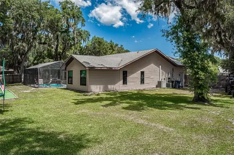 8009 56th Court E Palmetto FL 34221