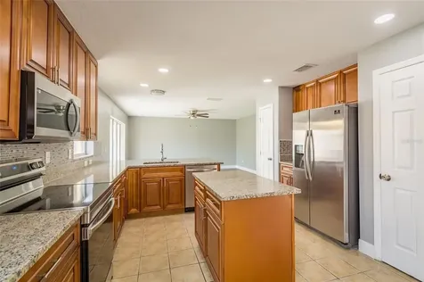 7443 Dragon Fly Loop Gibsonton FL 33534
