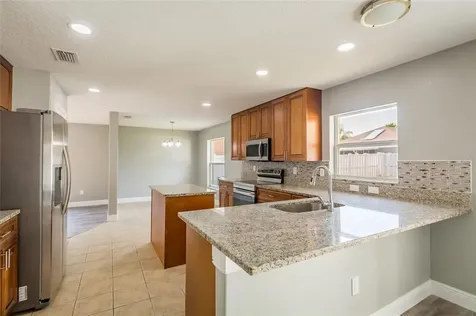 7443 Dragon Fly Loop Gibsonton FL 33534