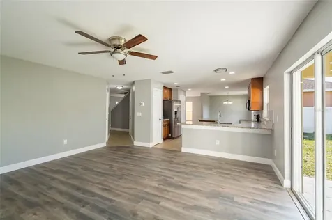 7443 Dragon Fly Loop Gibsonton FL 33534