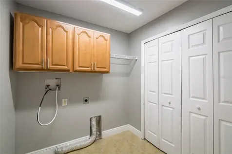 7443 Dragon Fly Loop Gibsonton FL 33534