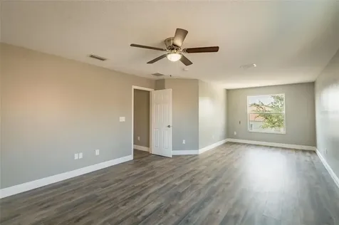 7443 Dragon Fly Loop Gibsonton FL 33534