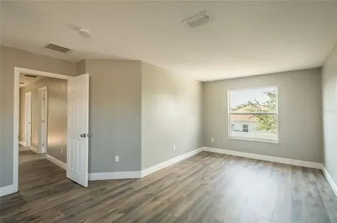 7443 Dragon Fly Loop Gibsonton FL 33534