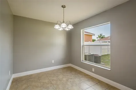 7443 Dragon Fly Loop Gibsonton FL 33534