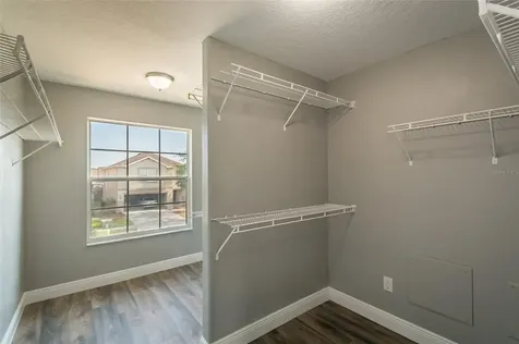 7443 Dragon Fly Loop Gibsonton FL 33534
