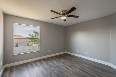 7443 Dragon Fly Loop Gibsonton FL 33534