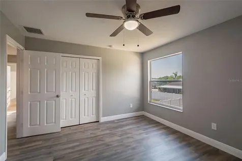 7443 Dragon Fly Loop Gibsonton FL 33534