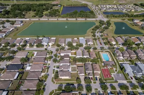 7443 Dragon Fly Loop Gibsonton FL 33534