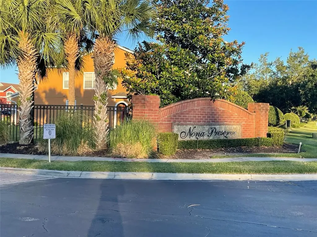 9240 Sweet Maple Avenue Orlando FL 32832