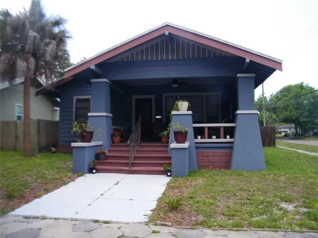 2960 4th Avenue N St Petersburg FL 33713