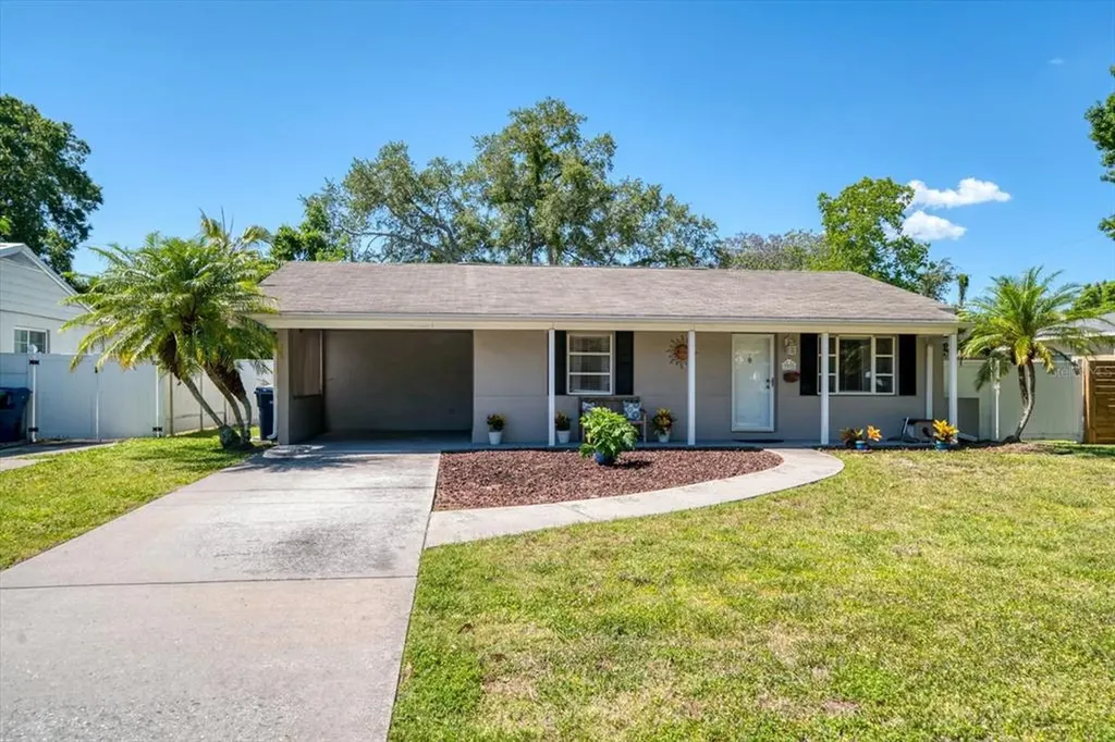 3932 W Bay Vista Avenue Tampa FL 33611