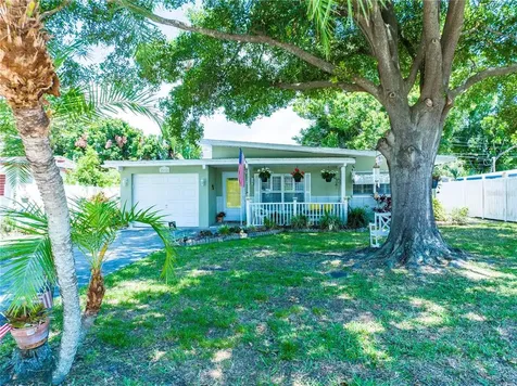 2212 Euclid Circle S Clearwater FL 33764