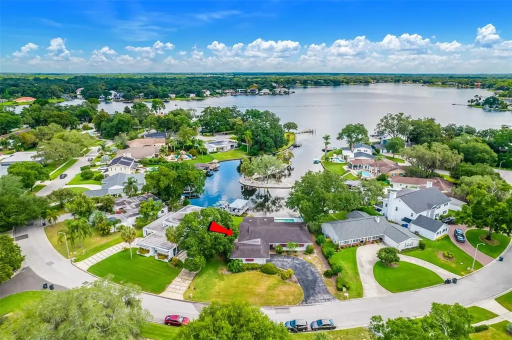3007 Samara Drive Tampa FL 33618
