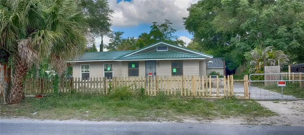 9502 N 10th Street Tampa FL 33612