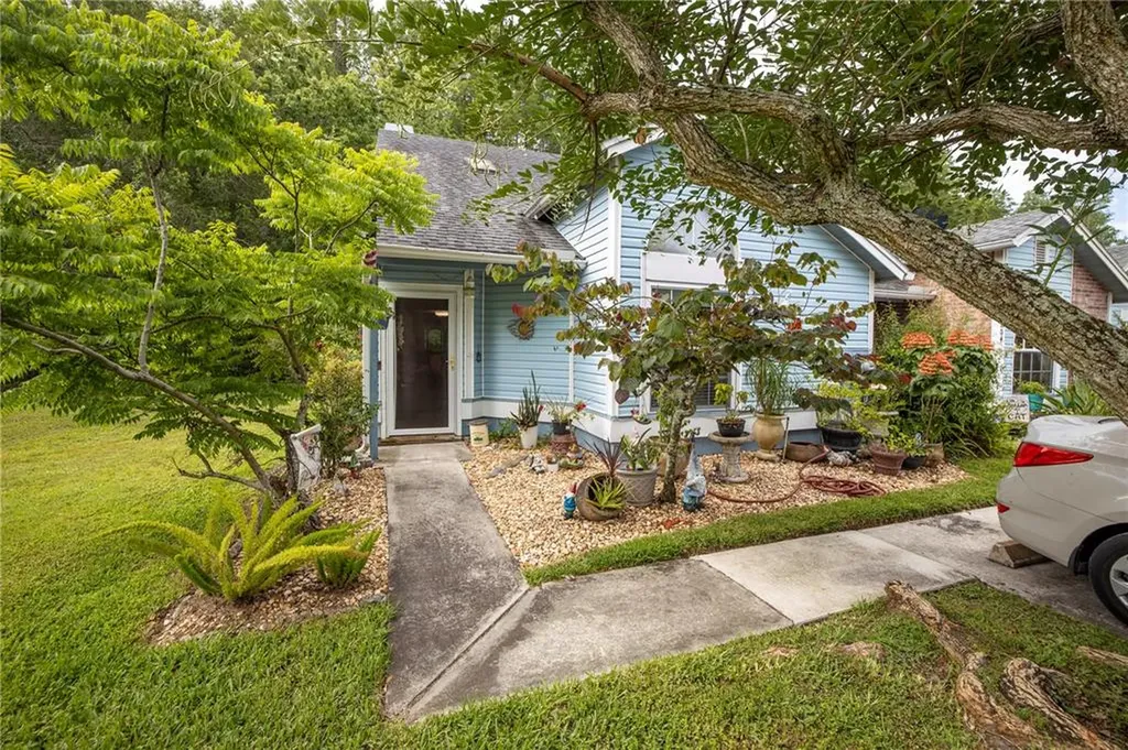 5802 Red Cedar Lane Tampa FL 33625