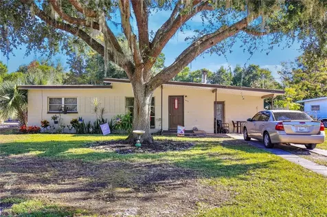 903 Edgewater Drive Eustis FL 32726